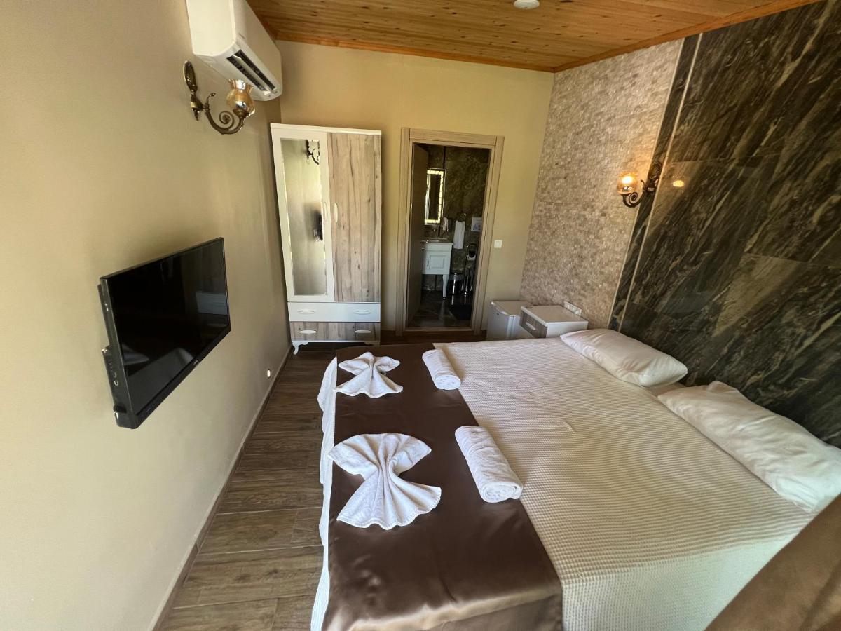 Mavi Yengec Bungalows And Hotel Орхание Экстерьер фото