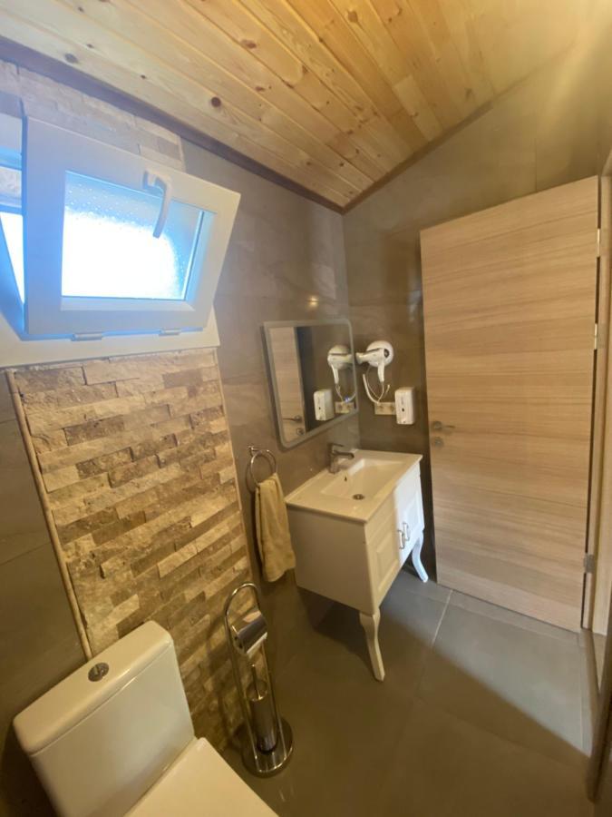 Mavi Yengec Bungalows And Hotel Орхание Экстерьер фото