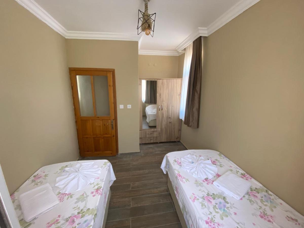 Mavi Yengec Bungalows And Hotel Орхание Экстерьер фото