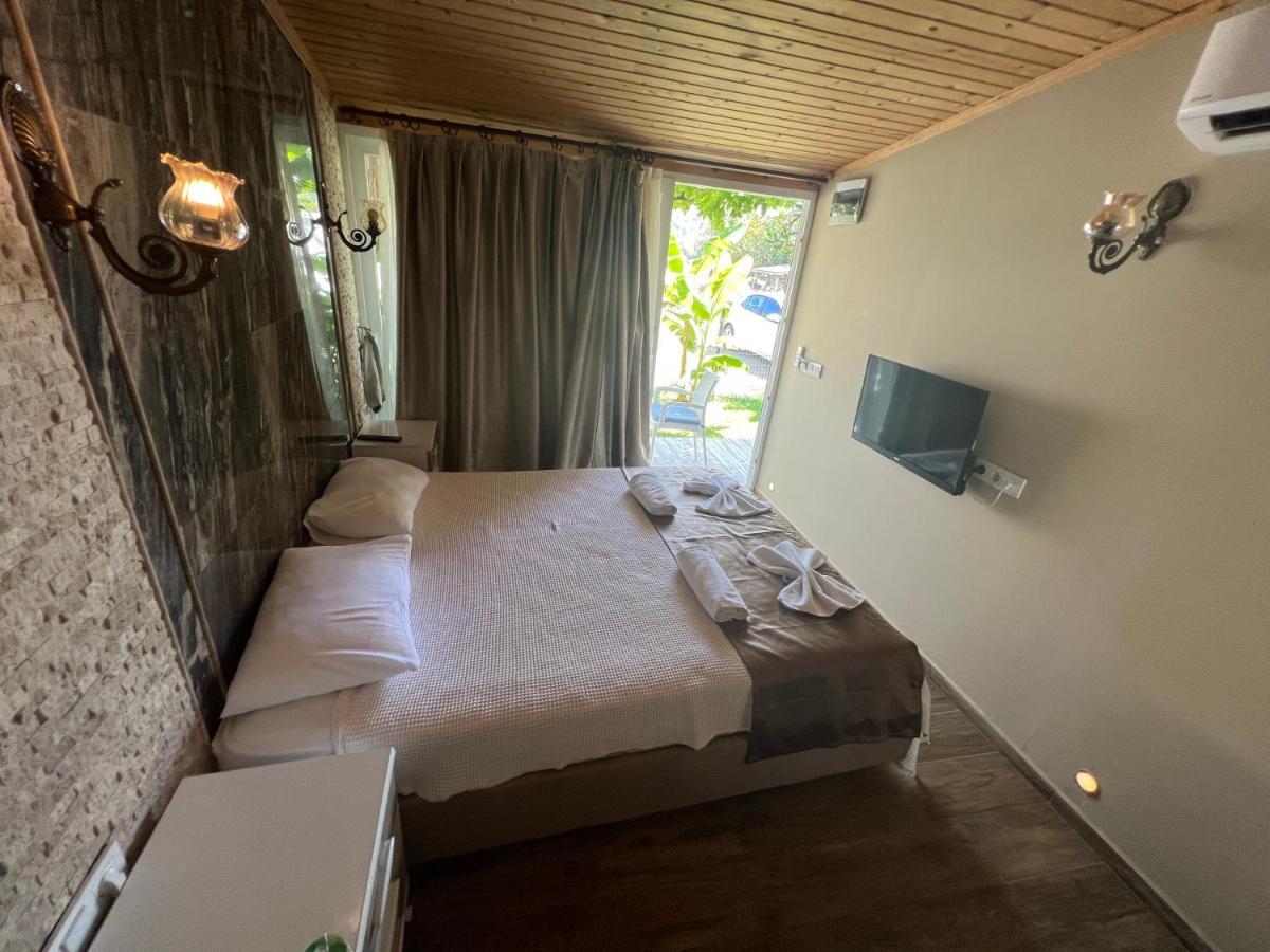 Mavi Yengec Bungalows And Hotel Орхание Экстерьер фото