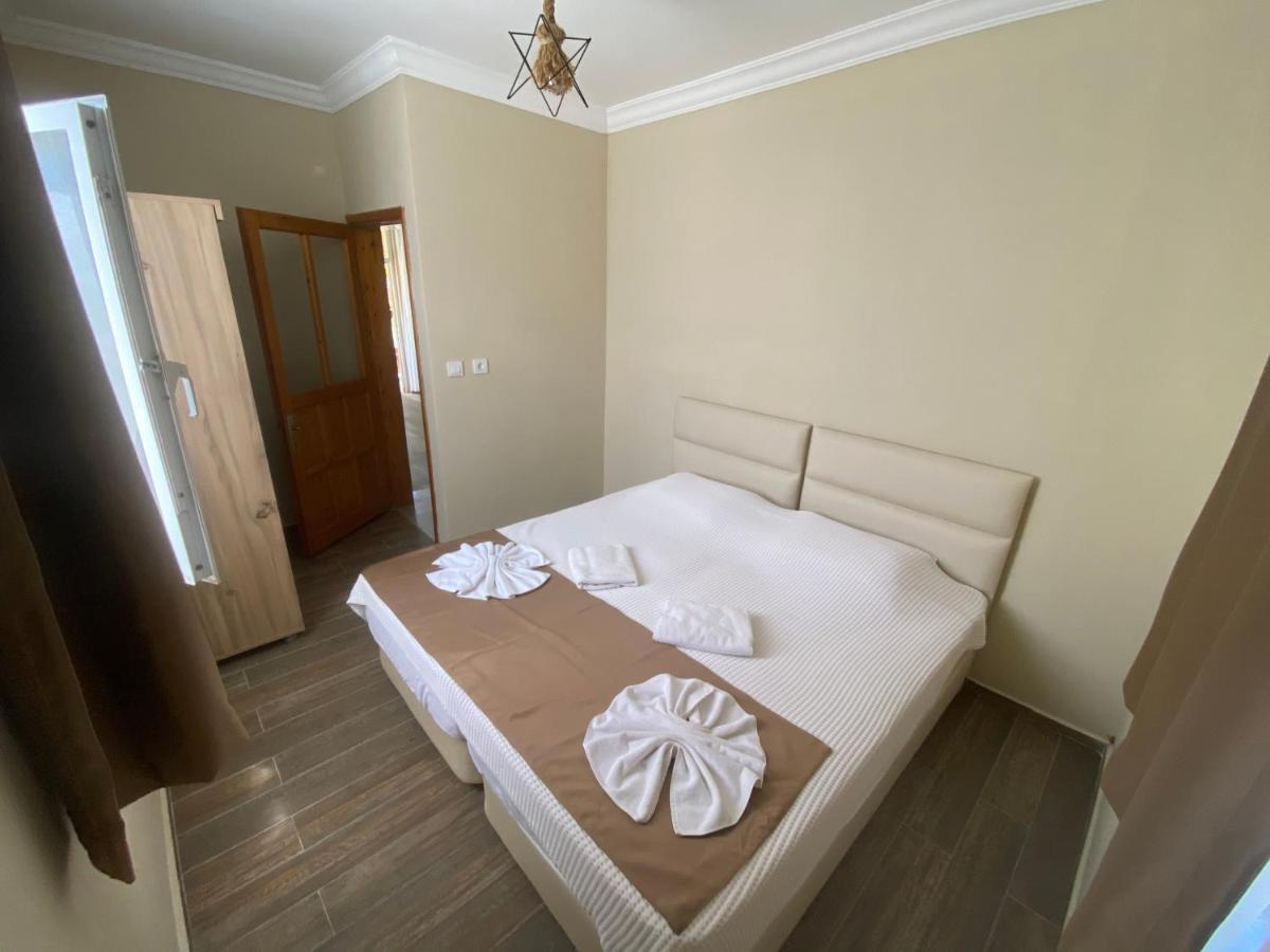 Mavi Yengec Bungalows And Hotel Орхание Экстерьер фото