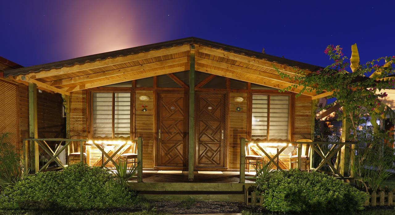 Mavi Yengec Bungalows And Hotel Орхание Экстерьер фото